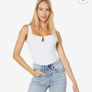 NWOT Abercrombie A&F Soft Collection White Ponte Triangle Notch Bodysuit Large